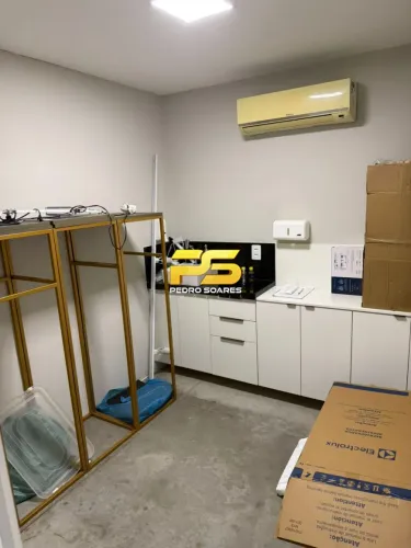 SALA PARA LOCAÇÃO COM 300 METROS NO BAIRRO DE MANAÍRA EM JOÃO PESSOA/PB REF: 141