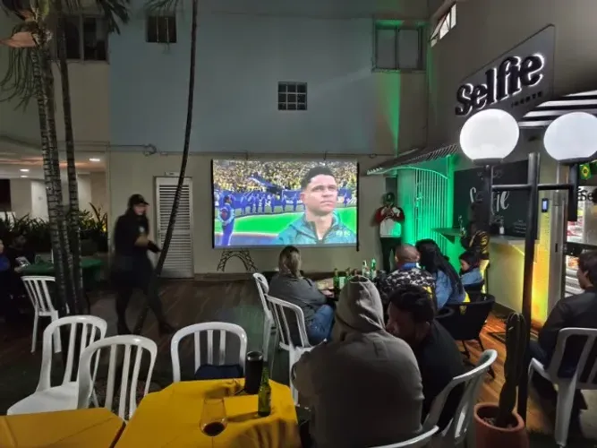 Projetor Ideal para Igreja para Imagens Grande Profissional 5000 Ansilumens Full HD Optoma
