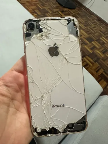 Iphone 8 - 64G - usado - Bateria 50%