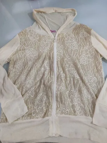 Casaco feminino com brilhos