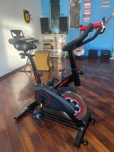 Bicicleta ergométrica spinning