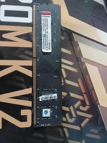Vendo memória ddr4 8 gb 2400mhz da Kingston