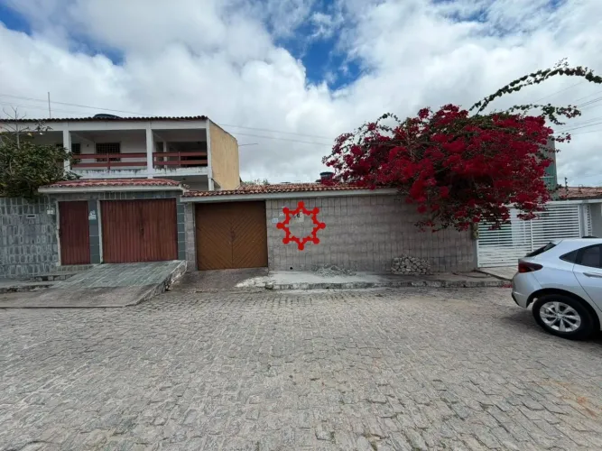 Casa para Locação com 2 quartos por R$ 1.800 no Bairro Boa Vista - Caruaru/PE