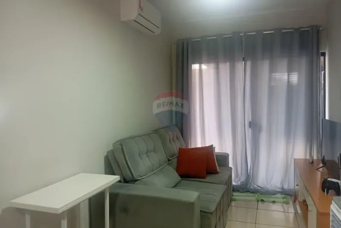 Casa à venda no Parque das Flores em Lins 2 quartos, 2 vagas cobertas e quintal amplo