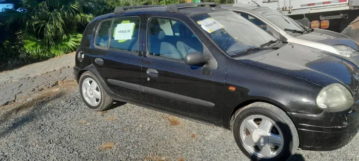 Renault Clio Rn/alize/expr./1.0 Hi-power 16V 5P 2001