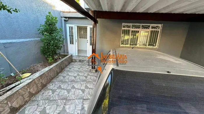Casa com 4 dormitórios à venda, 164 m² por R$ 380.000,00 - Vila Barros - Guarulhos/SP