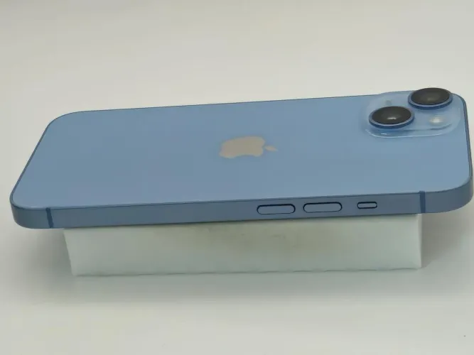 iPhone 14 azul 80% bateria