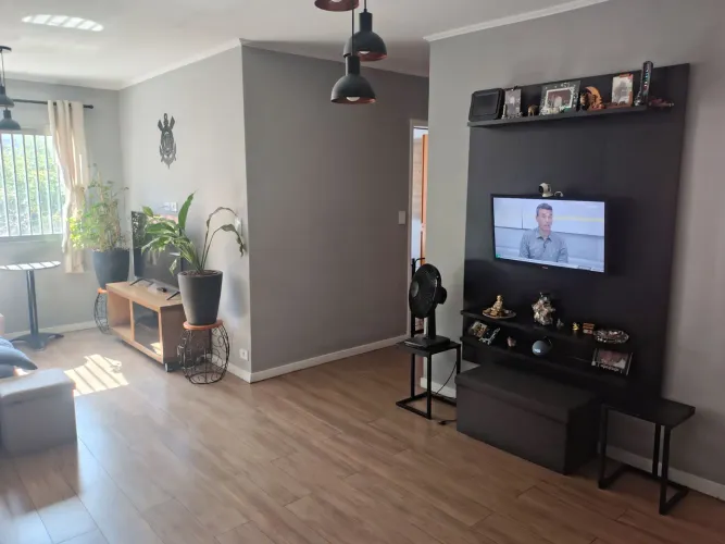 Lindo Apartamento 2 dormitórios em São João Climaco