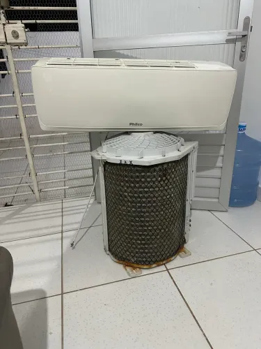 Vendo ar condicionado Philco 9 mil Btu