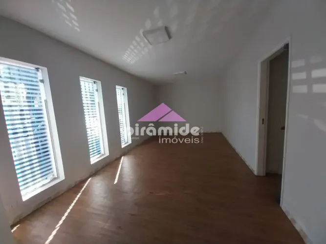 Casa Comercial na Vila Betânia em São José dos Campos