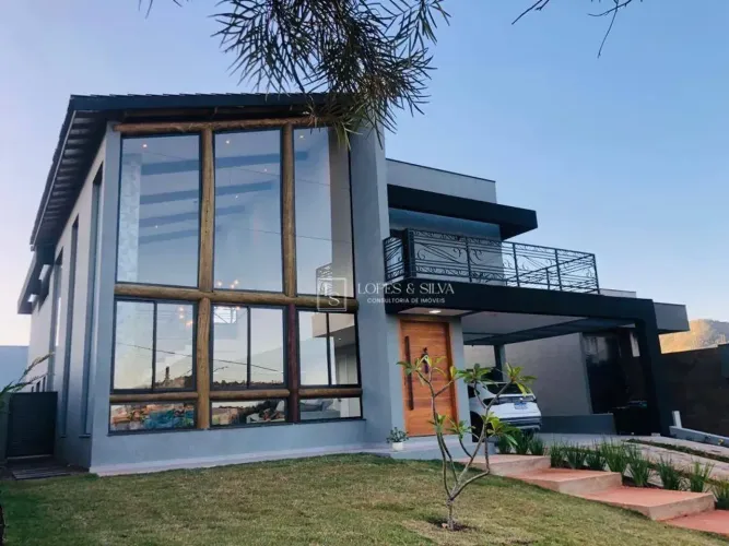 Casa com 5 dormitórios para alugar, 284 m² por R$ 15.084,00/mês - Condomínio Figueira Gard