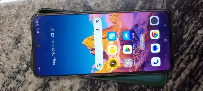 Smartphone realme c75