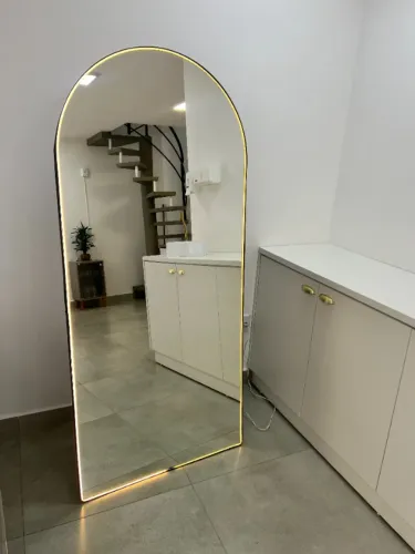 Espelho em Arco com Led 1,80m