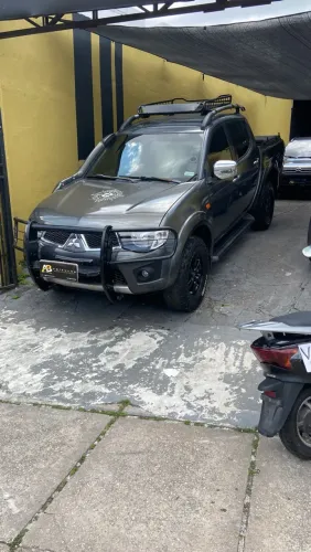Mitsubishi L200 Triton HPE 3.2 CD TB Int.diesel AUT 2012