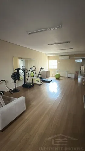 ALUGO CASA COMERCIAL