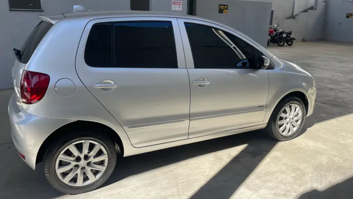 Volkswagen Fox 1.6 MI Total Flex 8V 5P 2011