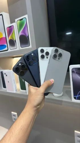 IPHONE 15 PRO MAX 256gb SEMINOVOS IMPECÁVEIS!