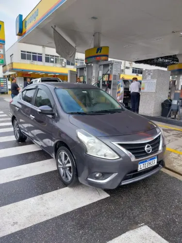 Nissan Versa Unique 1.6 16V Flexstart 4P Aut. 2018