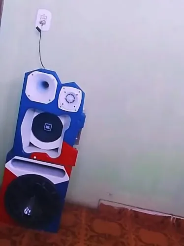 SOM QUADRWEI