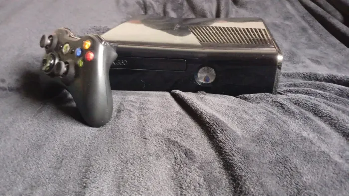 Xbox 360 S