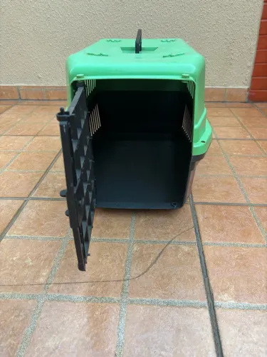 Caixa de transporte para cães e gatos