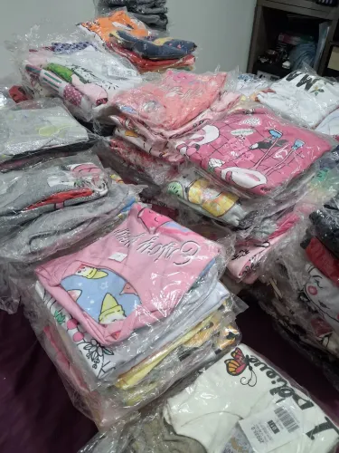 Lote com 200 Conjunto Infantil Menina tamanho 01 ao 14