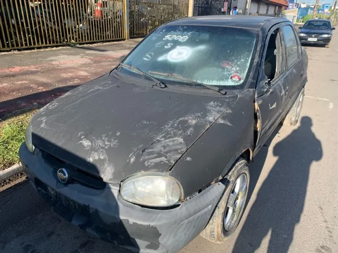 Corsa Classic sucata 