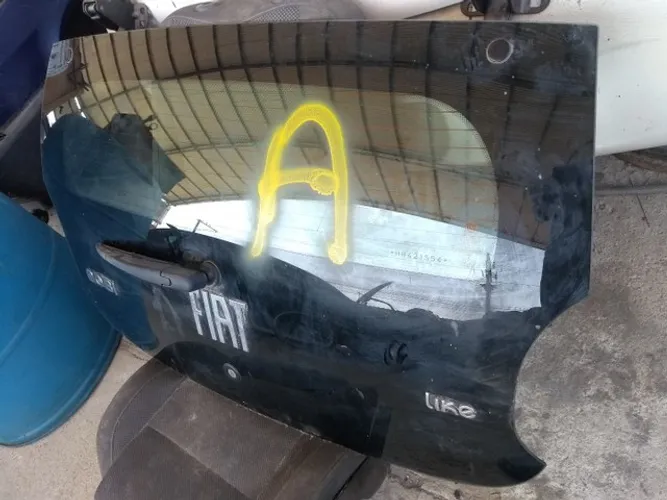 Tampa de mala para Mobi