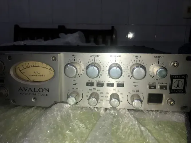 Par Preamp Avalon 737sp 