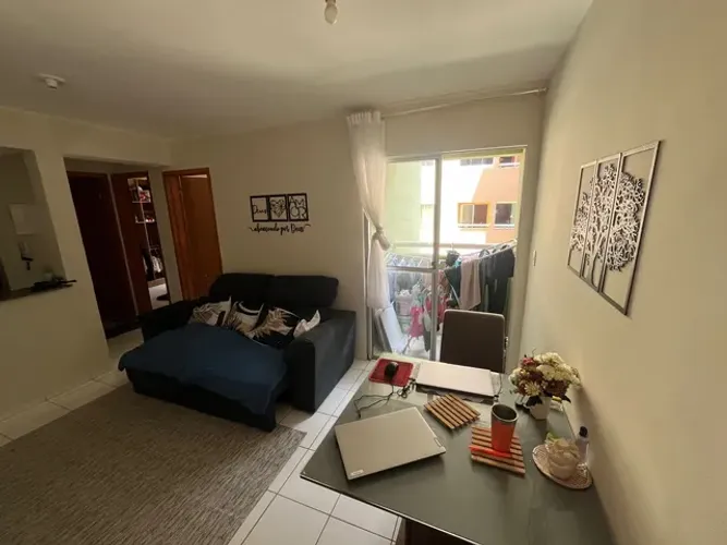 Passo apartamento 02 quartos semi-suíte em condomínio próximo ao shopping pátio norte.