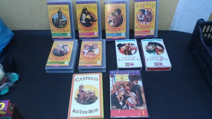 Castelo Rá Tim Bum fitas VHS vídeo, capas e fitas em bom estado, envio qualquer local.