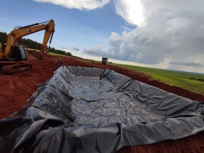 Lona 1,0 mm Preta Geomembrana de Pead 4 x 4