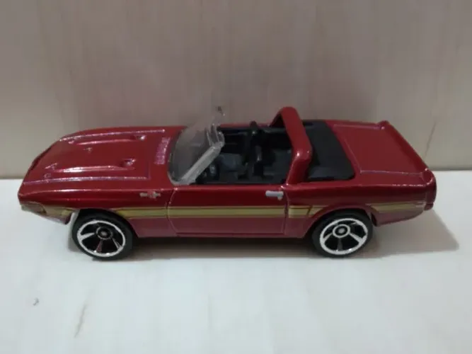 Hot Wheels Shelby GT 500 69 - Edição 2010