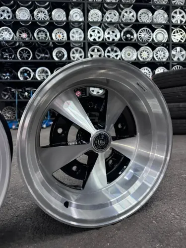 rodas aro 15 tala 6 e 8 Furação 5x205