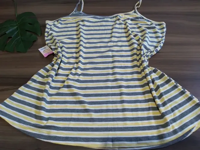Blusa Regata tamanho GG veste 46/48