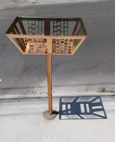 Lixeira de Metal para calçada