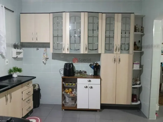 Sobrado com 2 moradias para compra na Vila Formosa.