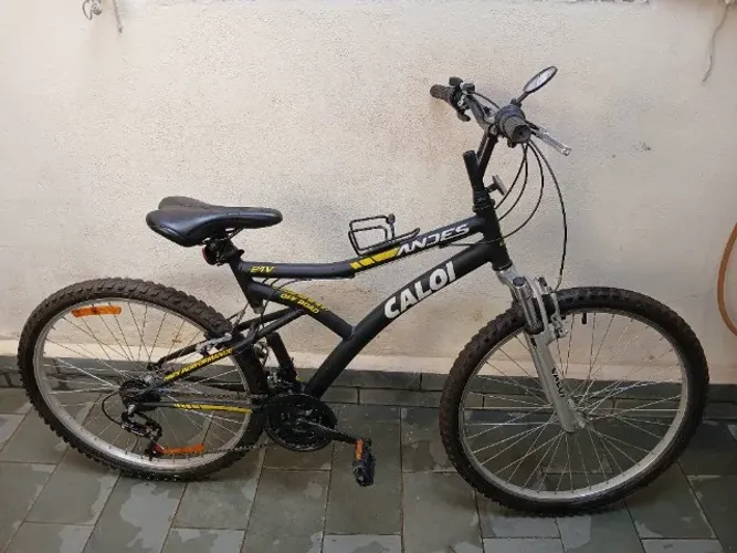 Bicicleta Caloi Andes aro 26  adulto