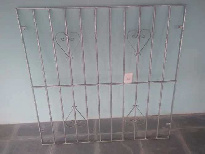 Grade de proteção para janela