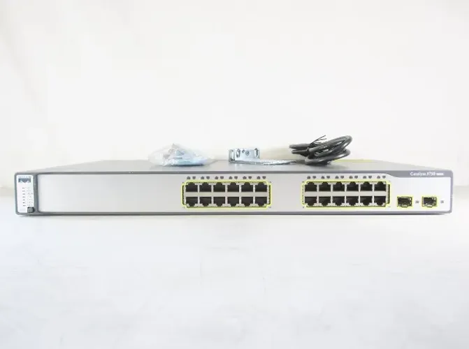 Switches Cisco Catalyst 3750 24 Portas 10 100 Fast