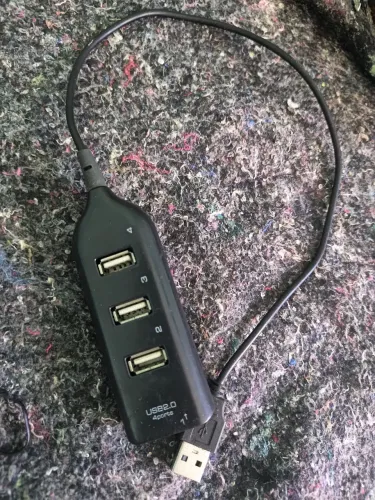 HUB USB 2.0 4 portas (fraco)