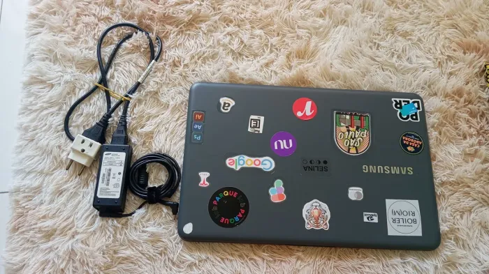 Notebook Samsung i3