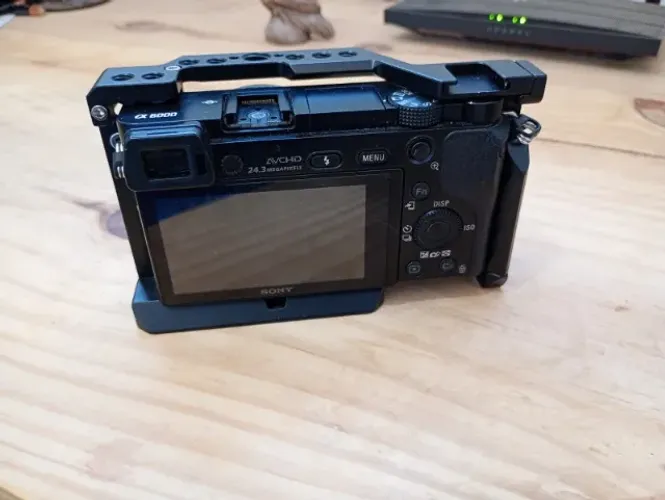 Camêra Fotográfica Sony Alpha a6000