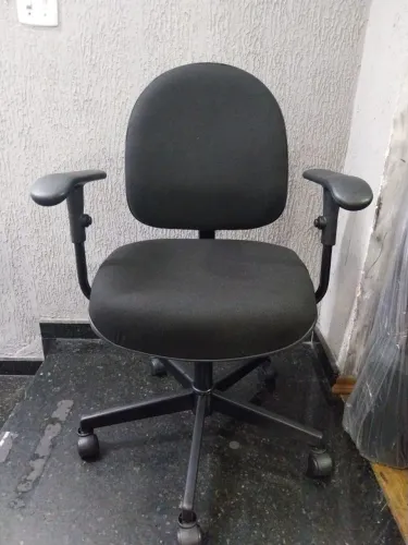 Cadeiras de Escritório Giroflex modelo Polytrop
