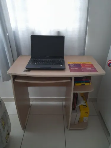 Mesa de escritório pra computador RETIRAR EM RECIFE 