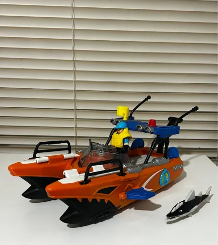 Lancha Imaginext com Personagens