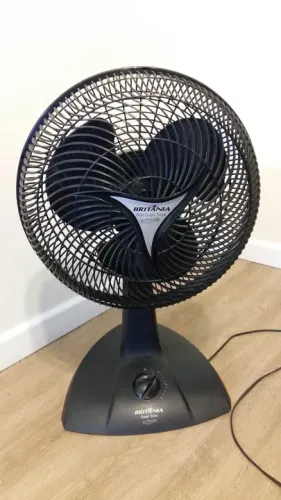 Ventilador Britânia Turbo 30 cm (Para Conserto ou Peças)