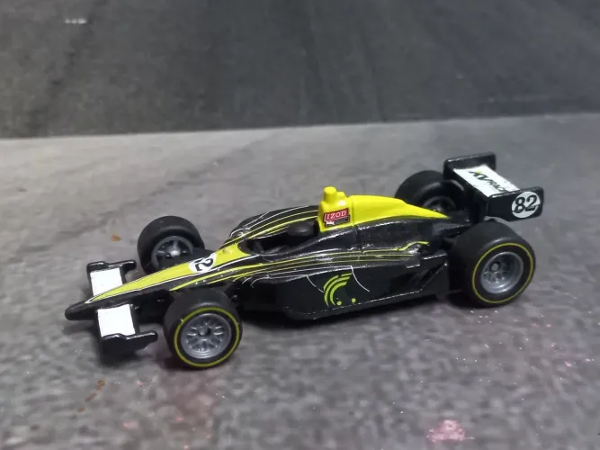Miniatura de Fórmula Indy Indycar Tony Kanaan 1/64 hotwheels TK