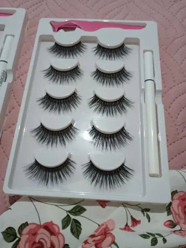 Cílios postiços Novos 