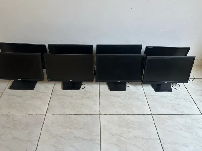 Monitor 19 led semi novo com garantia 350,00 cada cpu i5 800,00